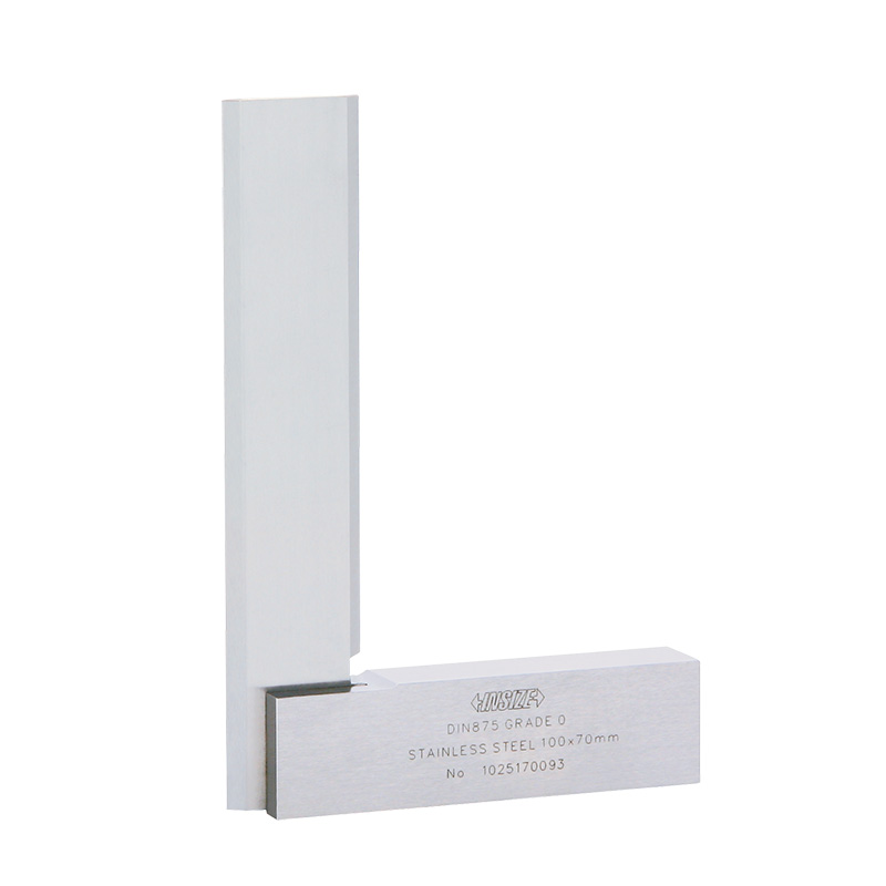 90°Beveled Edge Squares With Wide Base